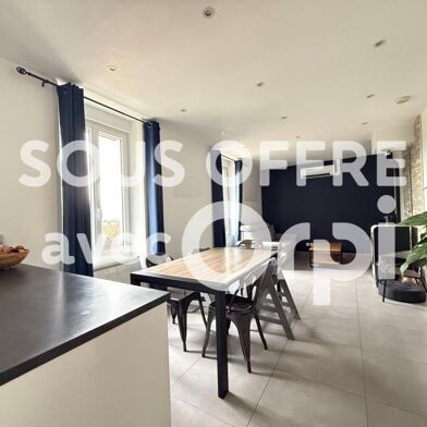 Appartement 4 pièces 275000 €