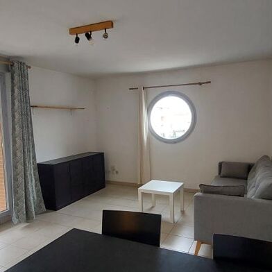 Appartement 3 pièces 1100 €