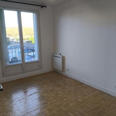 Appartement 1 pièces 540 €