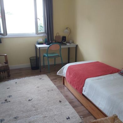 Appartement 1 pièces 450 €