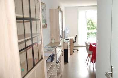 Appartement 1 pièces 700 €