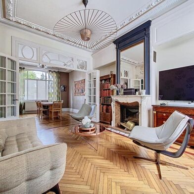 Maison 7 pièces 450000 €