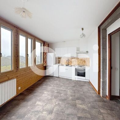 Appartement 2 pièces 415 €