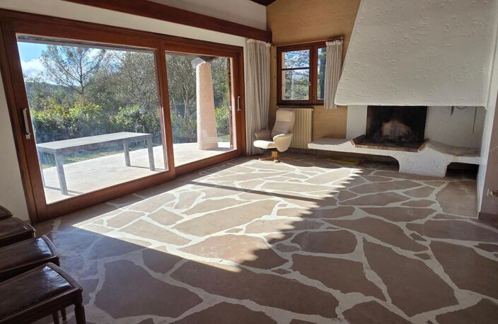 A vendre, Auriol, maison d'architecte de type 5 en espace naturel exceptionnel — photo 5