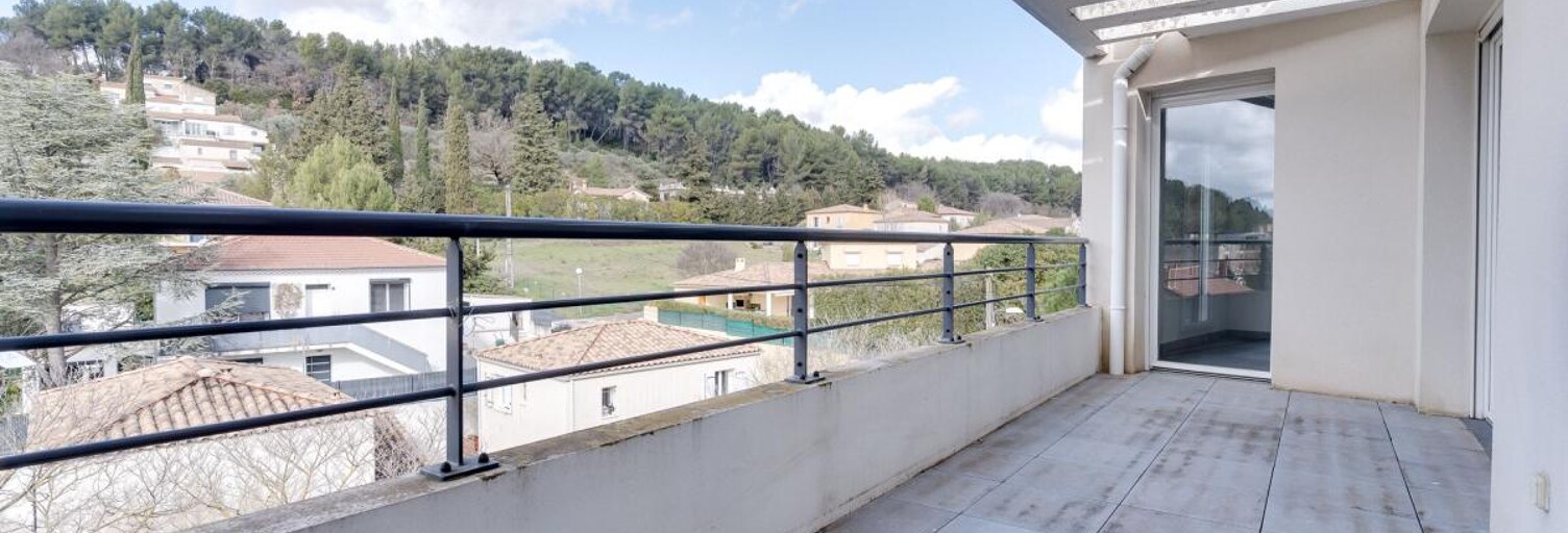 Commerce 4 Pièces 83 m² à vendre à Gardanne (13120)
