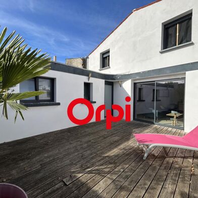 Maison 3 pièces 225750 €