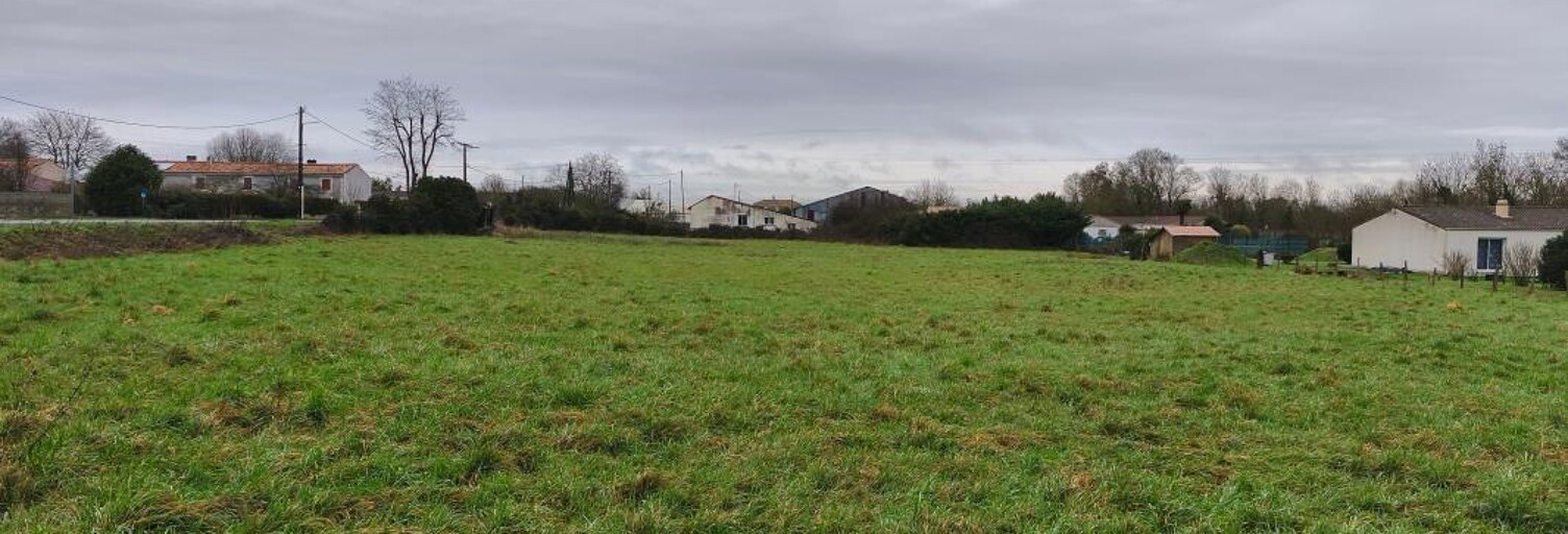 Terrain  6096 m² à vendre à La Ronde (17170)