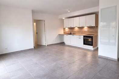 Appartement 3 pièces 900 €