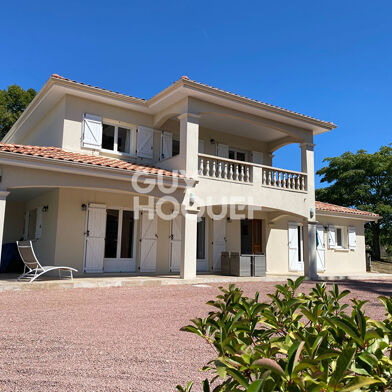 Maison 6 pièces 371000 €