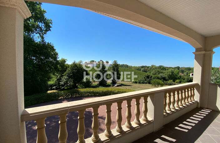 A 5 MINITES DE LIBOURNE -  SECTEUR TRES RECHERCHE — photo 2