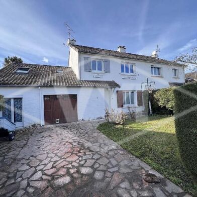 Maison 8 pièces 349900 €