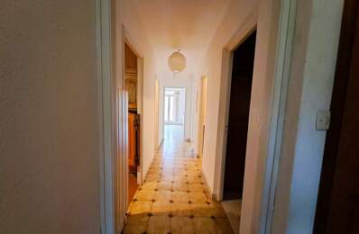 À vendre idéal investisseur ou premier achat : Appartement T3 à rénover à Sartène, Corse du Sud — photo du bien