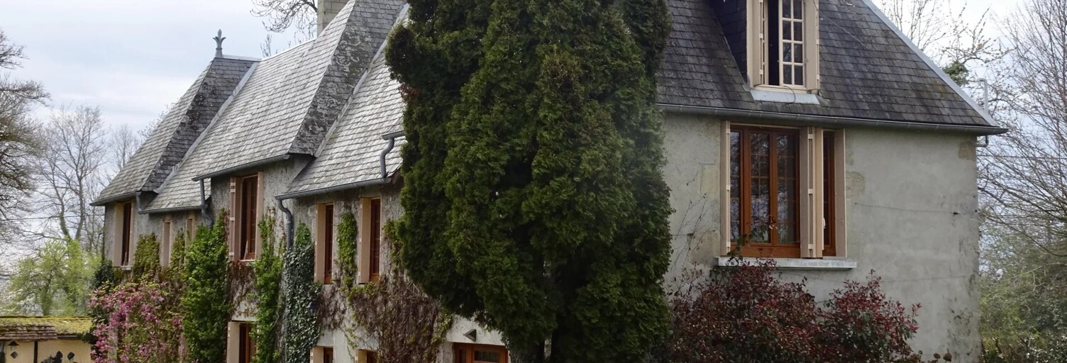 Maison 11 Pièces 212 m² à vendre à Saint-Maurice-près-Pionsat (63330)