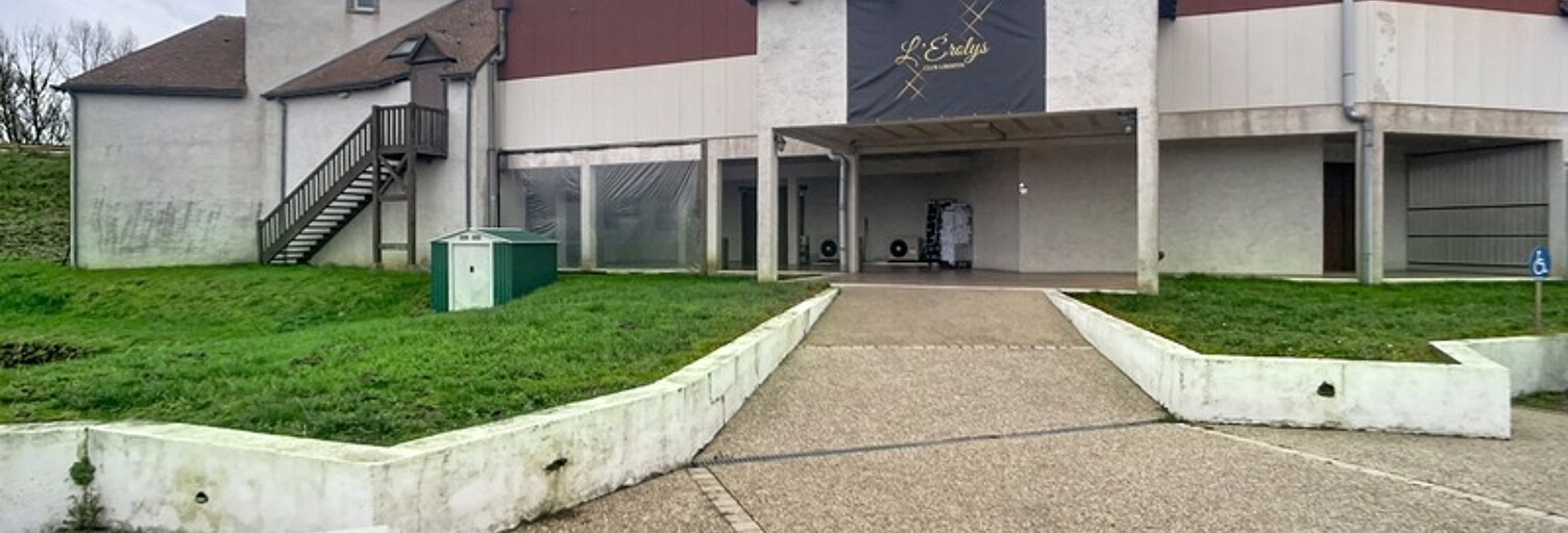 Immeuble  1400 m² à vendre à Amboise (37400)