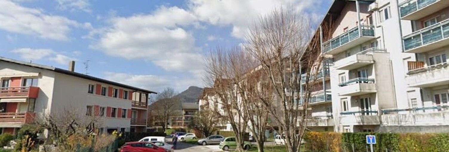 Garage   m² à louer à La Ravoire (73490)