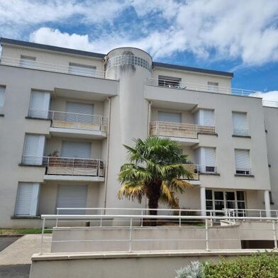 Appartement 3 pièces 815 €