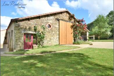 Maison 8 pièces 379800 €