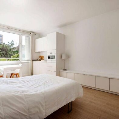 Appartement 1 pièces 1017 €