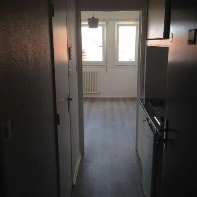 Appartement 1 pièces 450 €