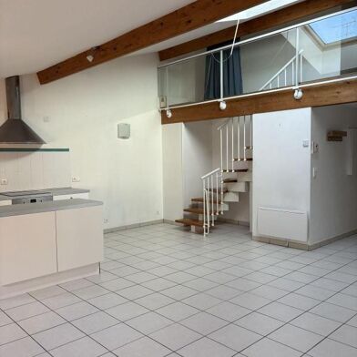 Appartement 4 pièces 1190 €