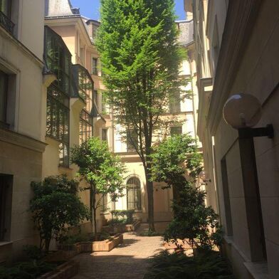 Appartement 1 pièces 1228 €