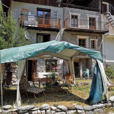 Maison 5 pièces 1200 €