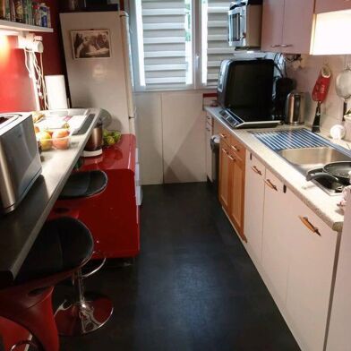 Appartement 3 pièces 700 €
