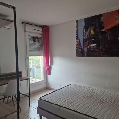 Appartement 4 pièces 480 €