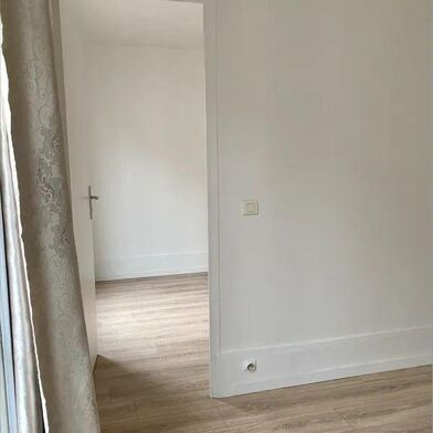 Appartement 2 pièces 830 €