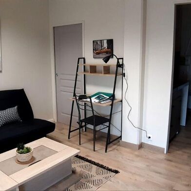 Appartement 1 pièces 590 €