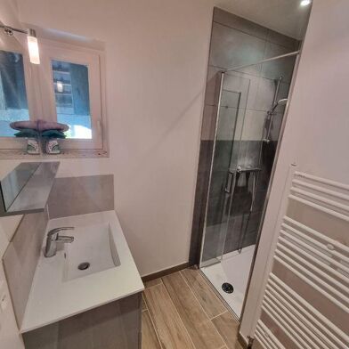 Appartement 1 pièces 740 €