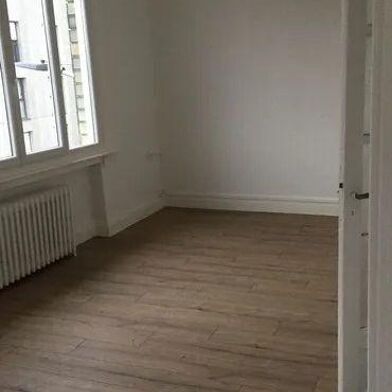Appartement 2 pièces 700 €