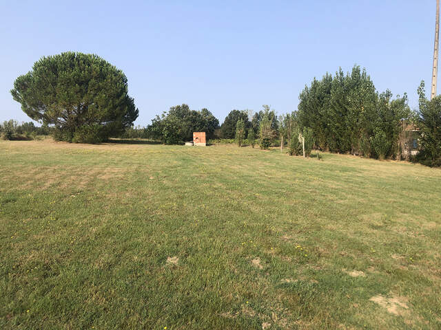 Terrain à bâtir — photo du bien