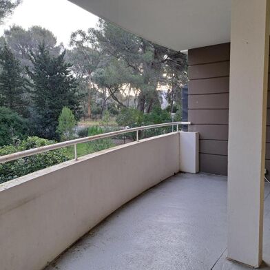 Appartement 3 pièces 1170 €