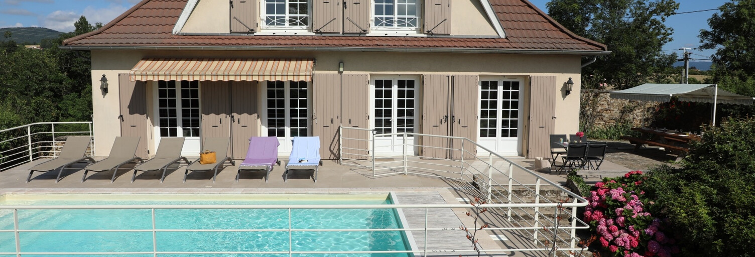 Maison 5 Pièces 132 m² à louer à Félines (07340)