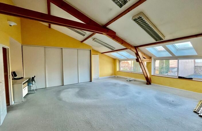 Appartement À Vendre — photo 2