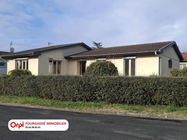 AUSSILLON VILLA INDEPENDANTE SUR SOUS-SOL — photo du bien