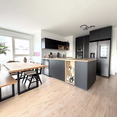 Appartement 5 pièces 667800 €