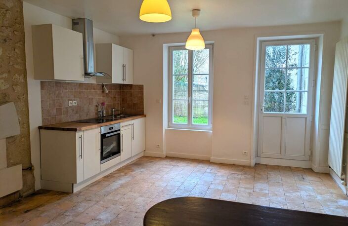 Vente maison 7 pièces 265 m² Sainte-Maure-de-Touraine (37800) — photo 2