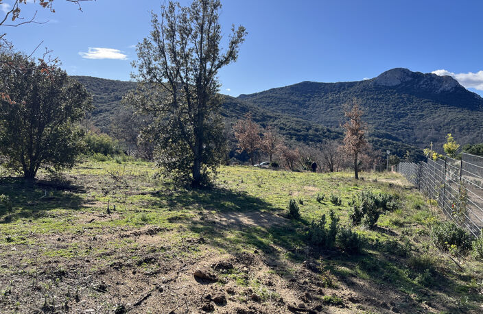 TERRAIN A BATIR de 1.095m2 viabilisé avec PC — photo 5