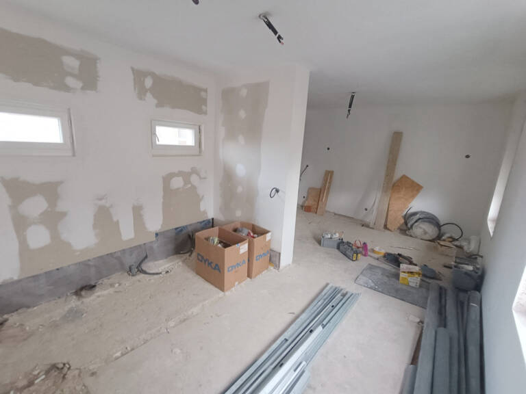 Maison 3 chambres à finir de rénover — photo 1