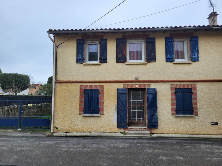 Maison au centre de LAGARDELLE avec garage et jardin — photo 1