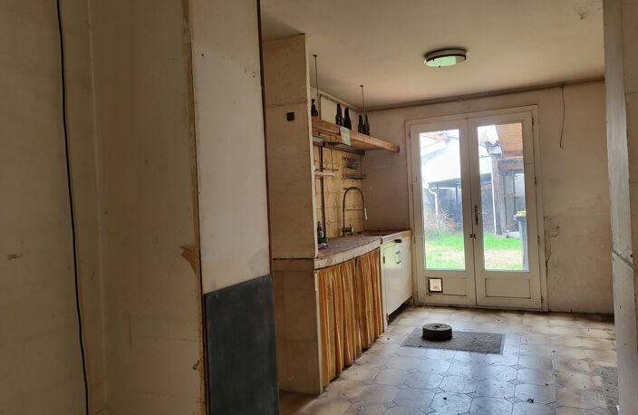 Maison au centre de LAGARDELLE avec garage et jardin — photo 3
