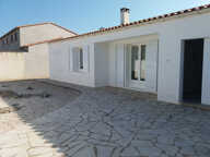 Maison  de plain pied et beau  jardin clos — photo 2