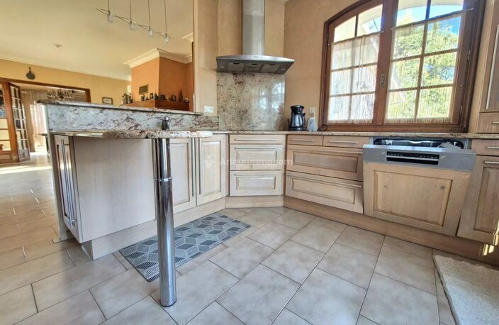 Maison T8 tout confort — photo 4
