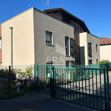 Appartement 3 pièces 1472 €