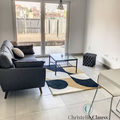 Appartement 2 pièces 1051 €