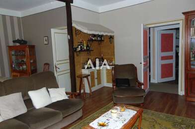 Immeuble  128400 €