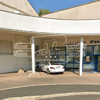 Commerce 15 pièces 524300 €