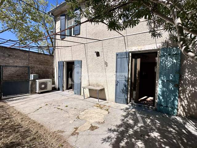 Maison de village avec cour ensoleillée ! — photo du bien